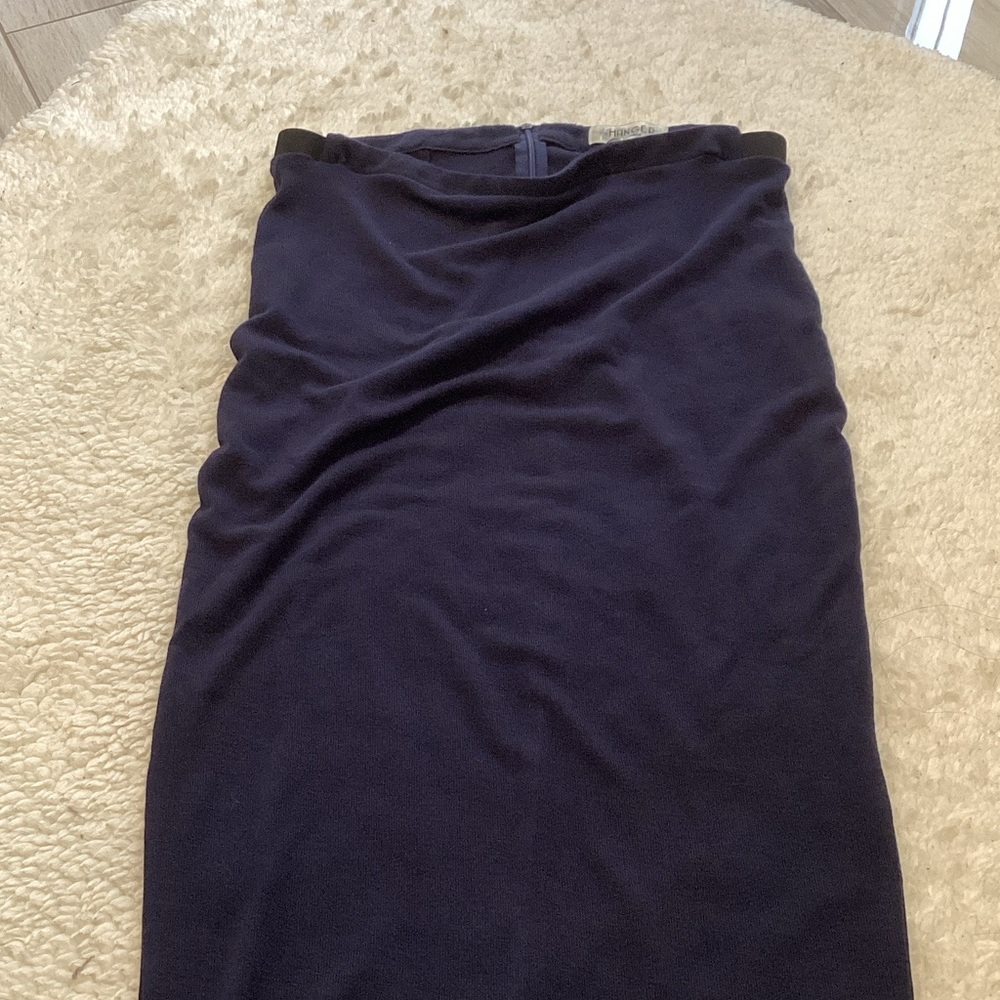 The Hanger Navy Pencil Skirt - Sleek Tailored Look